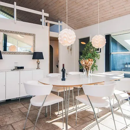 度假居 Holiday Home Ronde Rønde