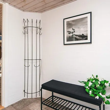 Holiday Home Ronde 度假居 Rønde